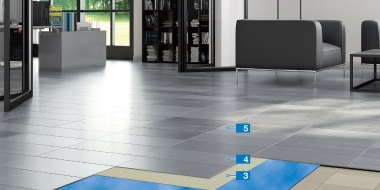 Dizaina pārklājuma un skaņas izolācijas sistēma dzīvojamām telpām